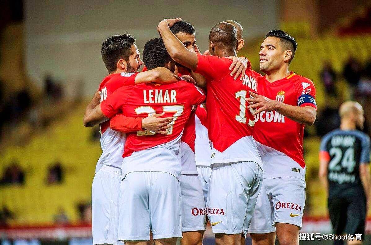 包含摩纳哥击败南特，重返法甲积分榜前十的词条